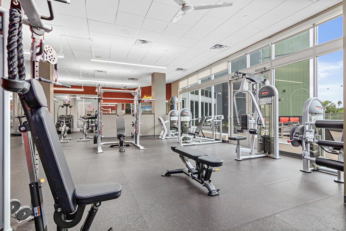 Fitness-Center-03-WaHu